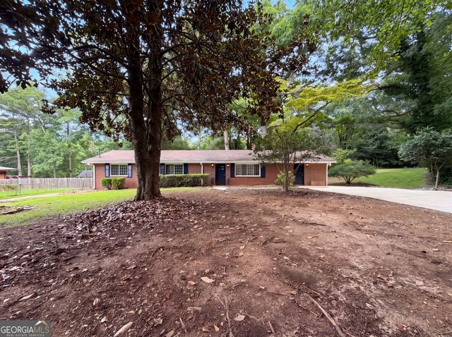 210 Pinewood Lane, Stockbridge, GA 30281