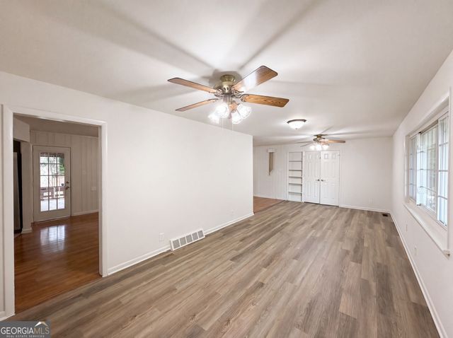 210 Pinewood Lane, Stockbridge, GA 30281