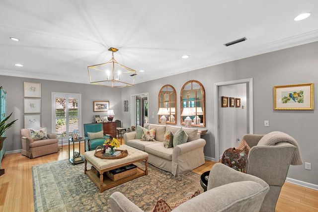 1205 Hillbrook, Dothan, AL 36303