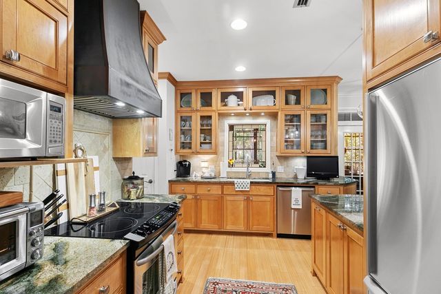 1205 Hillbrook, Dothan, AL 36303