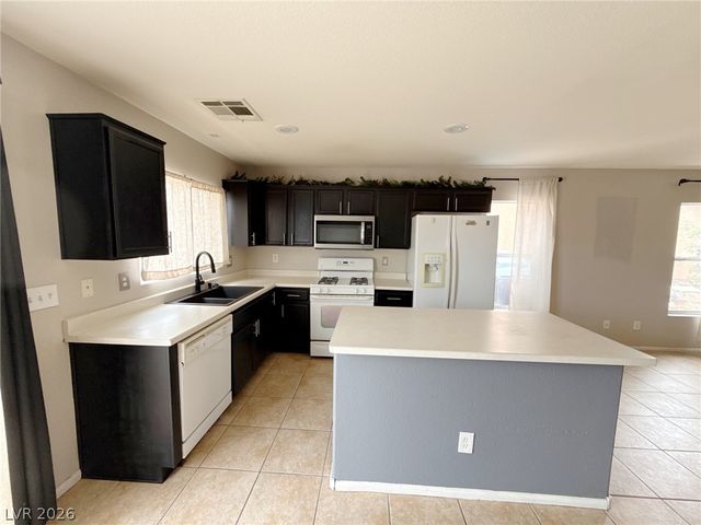 824 Blushing Rose Place, Henderson, NV 89052