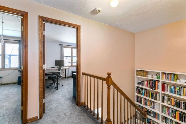 281 Boylston St H, Lowell, MA 01852