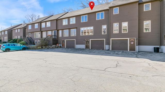 281 Boylston St H, Lowell, MA 01852