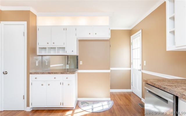 1655 Harriett Court, New Albany, IN 47150