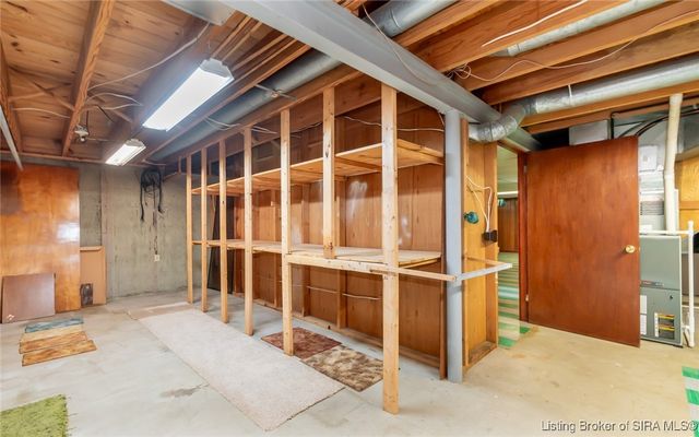 1655 Harriett Court, New Albany, IN 47150