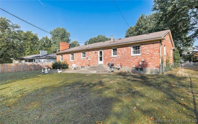 1655 Harriett Court, New Albany, IN 47150