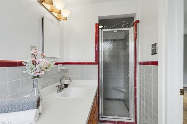 7305 River RD A, Newport News, VA 23607
