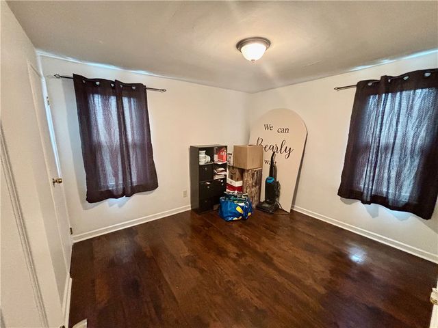 61 Auburn Avenue, Gates, NY 14606