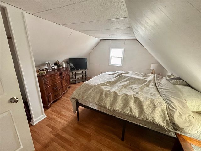 61 Auburn Avenue, Gates, NY 14606