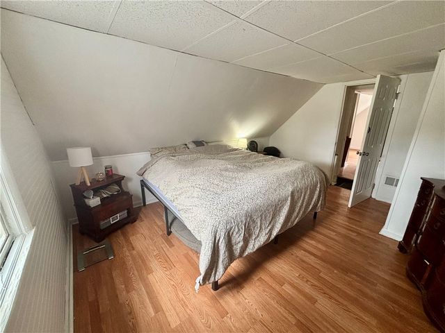 61 Auburn Avenue, Gates, NY 14606