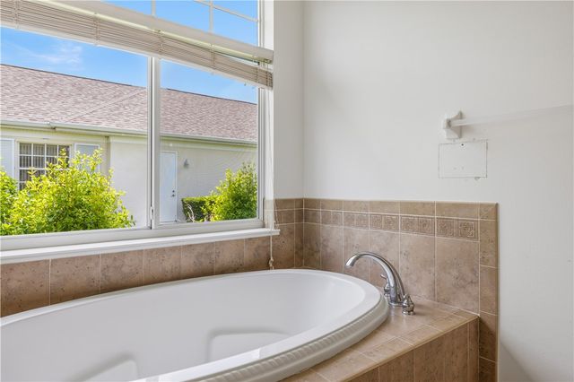 6525 7th Manor, Vero Beach, FL 32968