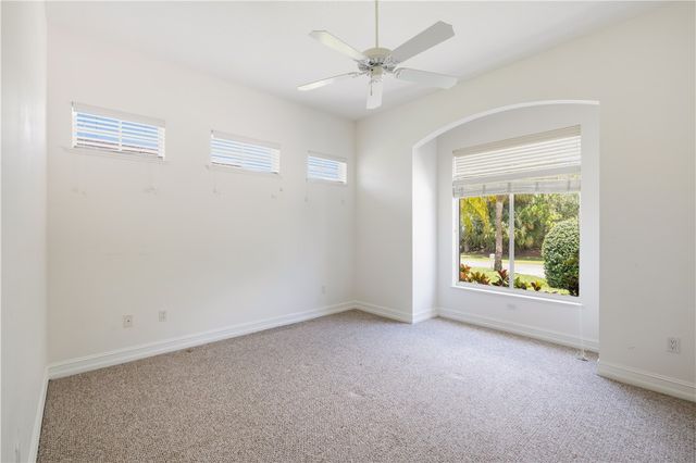 6525 7th Manor, Vero Beach, FL 32968