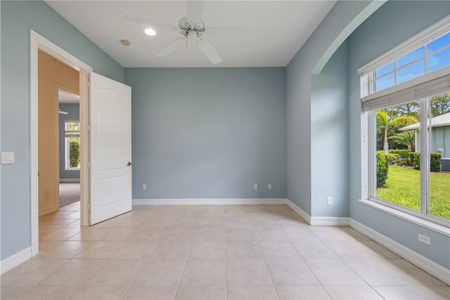 6525 7th Manor, Vero Beach, FL 32968