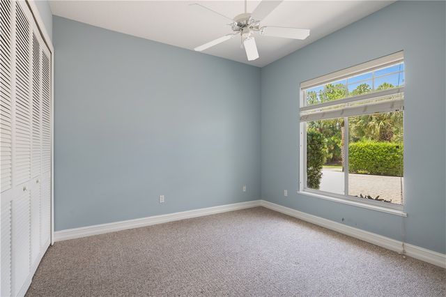 6525 7th Manor, Vero Beach, FL 32968