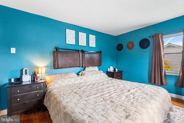 22 ROSE LN, Burlington Township, NJ 08016