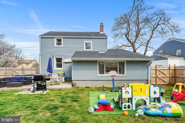 22 ROSE LN, Burlington Township, NJ 08016