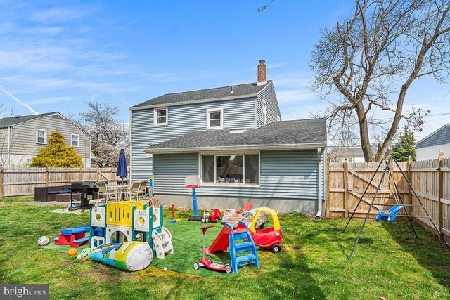 22 ROSE LN, Burlington Township, NJ 08016