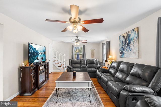 22 ROSE LN, Burlington Township, NJ 08016