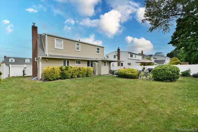 1872 Chester Drive, East Meadow, NY 11554