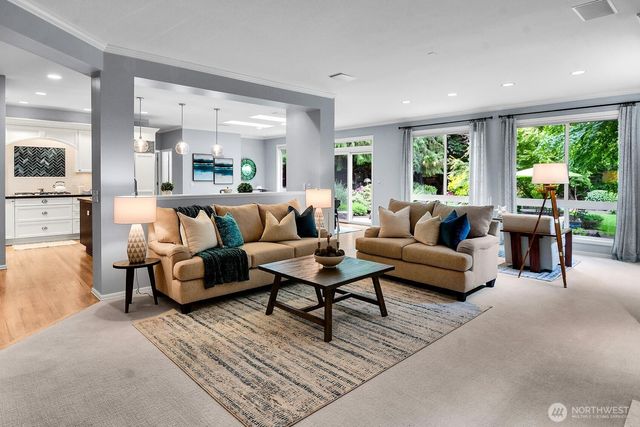 22707 NE 142nd Place, Woodinville, WA 98077