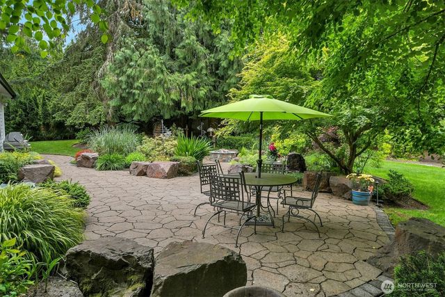 22707 NE 142nd Place, Woodinville, WA 98077