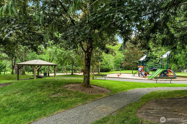 22707 NE 142nd Place, Woodinville, WA 98077