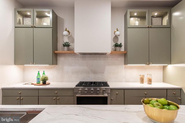 1120 5TH ST NW, Washington, DC 20001