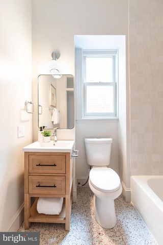 1120 5TH ST NW, Washington, DC 20001
