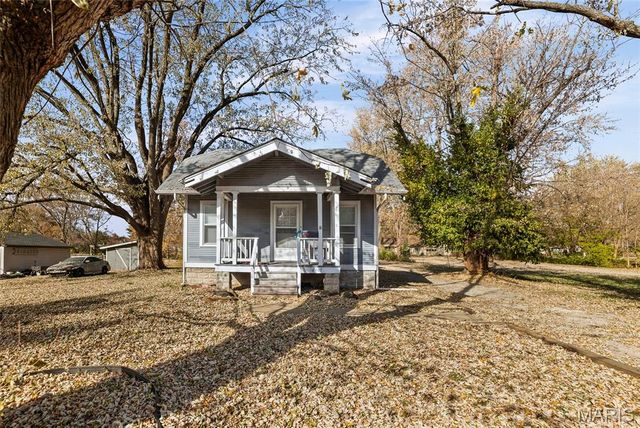 2407 E Main Street, Belleville, IL 62221