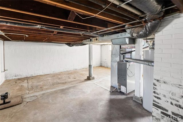 2407 E Main Street, Belleville, IL 62221