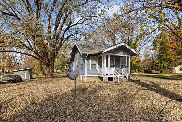 2407 E Main Street, Belleville, IL 62221