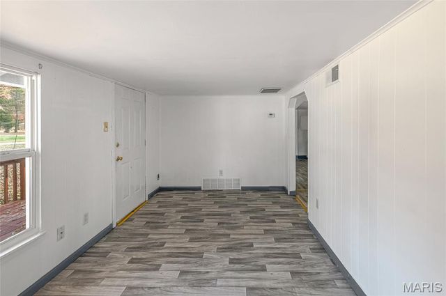 2407 E Main Street, Belleville, IL 62221