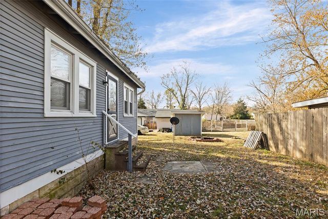 2407 E Main Street, Belleville, IL 62221