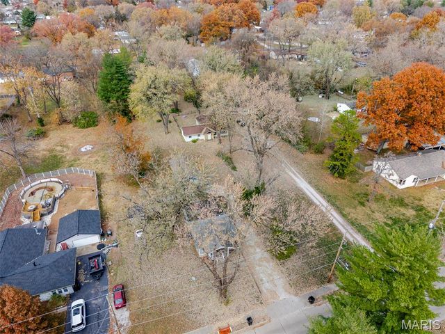 2407 E Main Street, Belleville, IL 62221