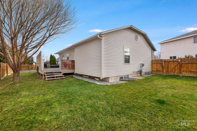 321 Cedarpark Cir, Twin Falls, ID 83301