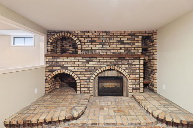 210 Market Avenue SW, Mitchellville, IA 50169