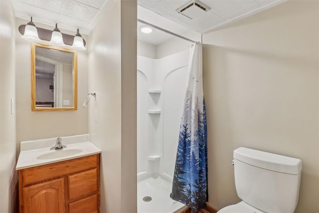 210 Market Avenue SW, Mitchellville, IA 50169