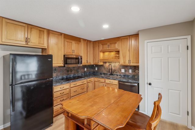 210 Market Avenue SW, Mitchellville, IA 50169