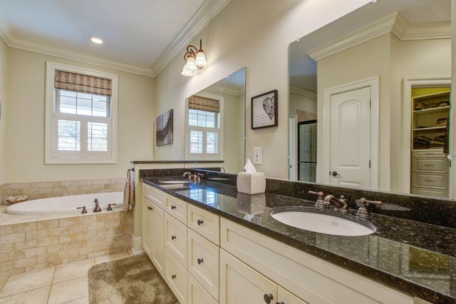 8657 Refuge Point Circle, North Charleston, SC 29420