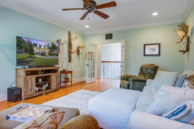 8657 Refuge Point Circle, North Charleston, SC 29420