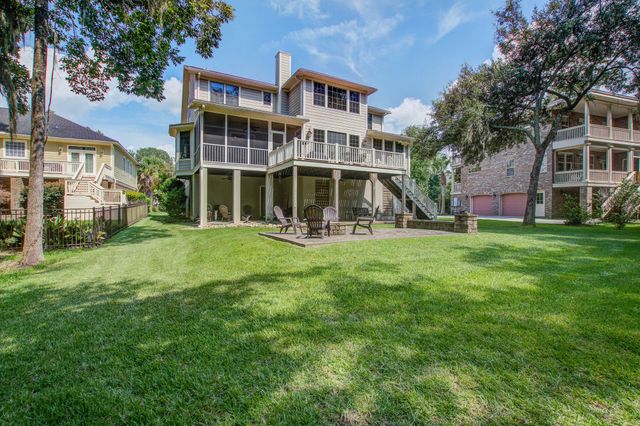 8657 Refuge Point Circle, North Charleston, SC 29420