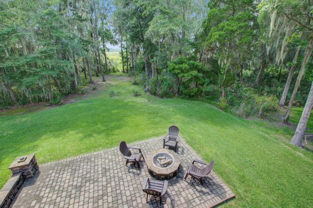 8657 Refuge Point Circle, North Charleston, SC 29420