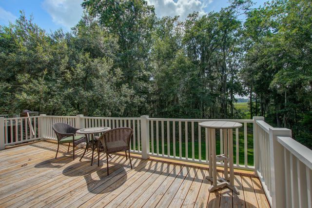 8657 Refuge Point Circle, North Charleston, SC 29420