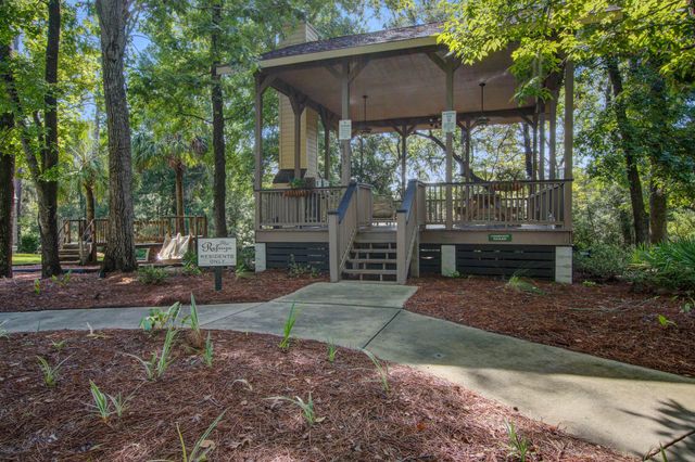 8657 Refuge Point Circle, North Charleston, SC 29420