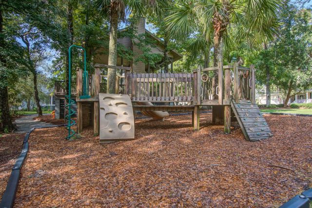 8657 Refuge Point Circle, North Charleston, SC 29420