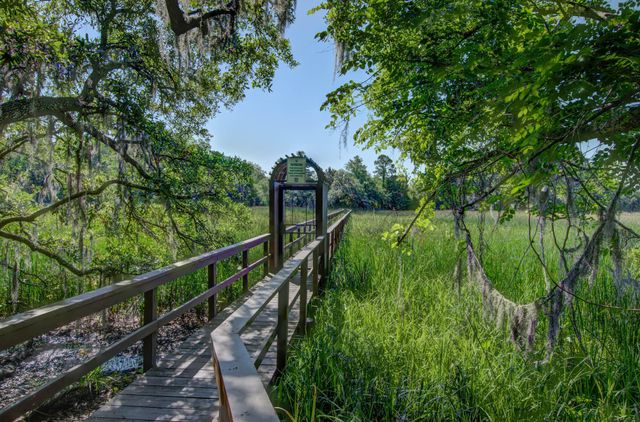 8657 Refuge Point Circle, North Charleston, SC 29420