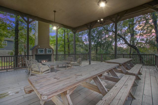 8657 Refuge Point Circle, North Charleston, SC 29420