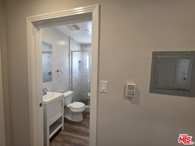 2012 S Holt Avenue 2014, Los Angeles, CA 90034