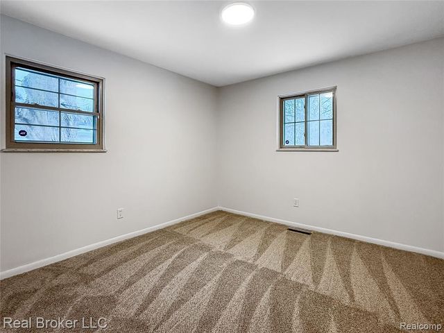 5611 Miriam Drive, Saginaw, MI 48601