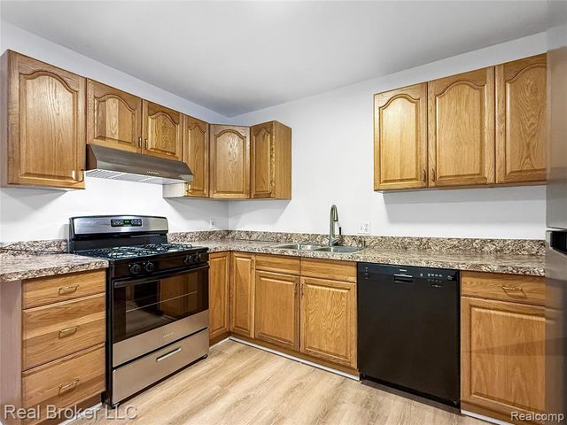 5611 Miriam Drive, Saginaw, MI 48601